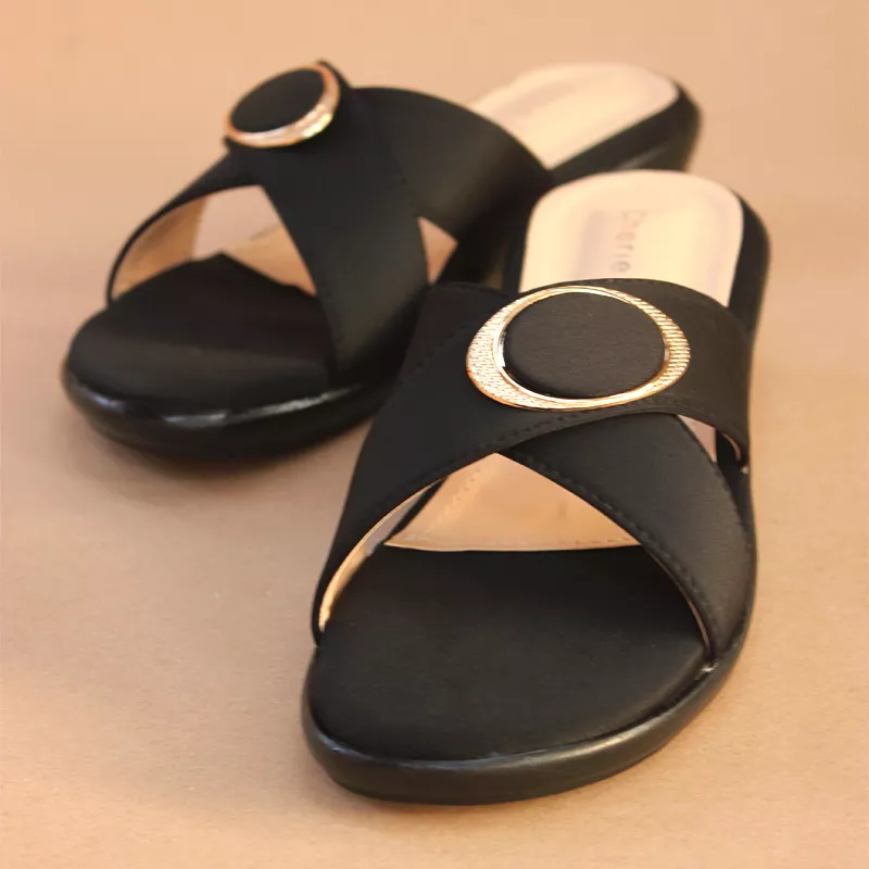 Black Slippers for Women