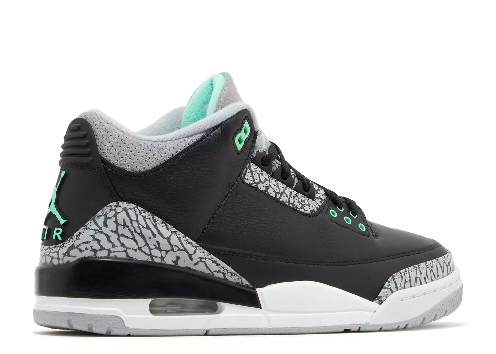 Jordan Retro 3’s Green Glow Men