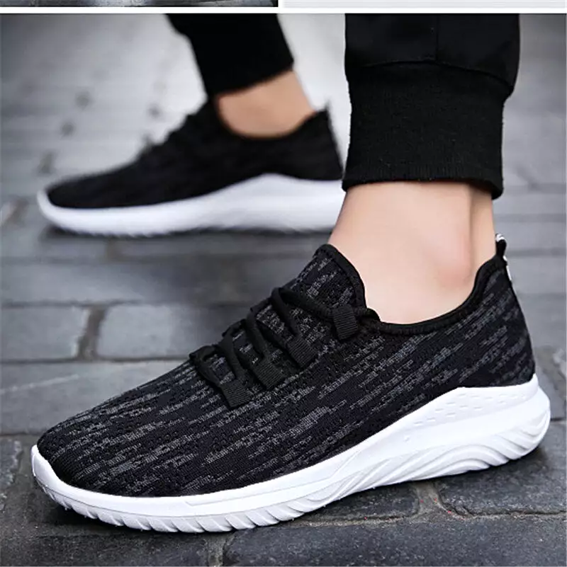 Men's Mesh Sneakers Ultralight Breathable Running Shoes Soft Quick Drying Outdoor Shoes