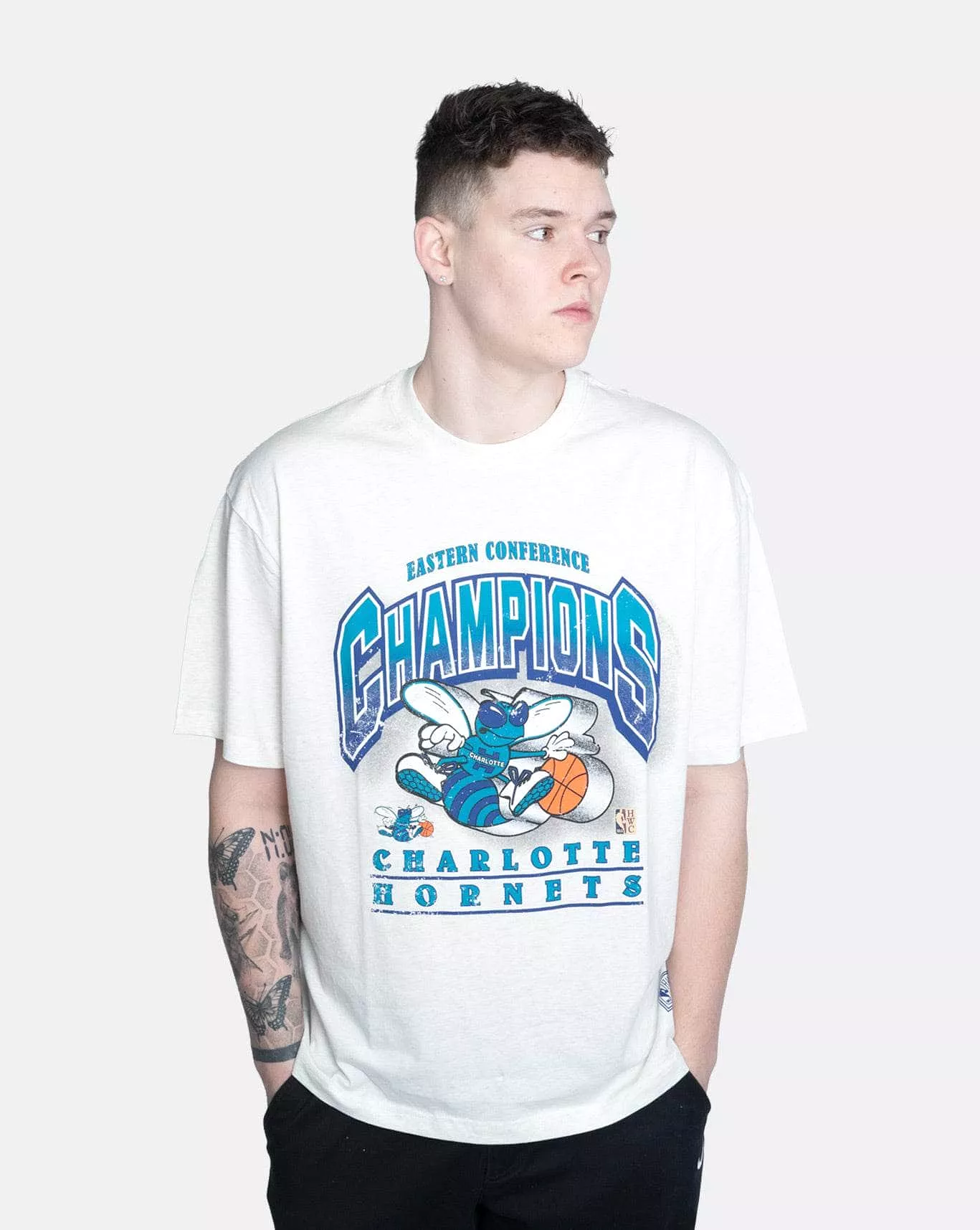 mitchell and ness bevelled hornets tee